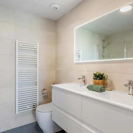 Prestige - Plusholidays Apartman